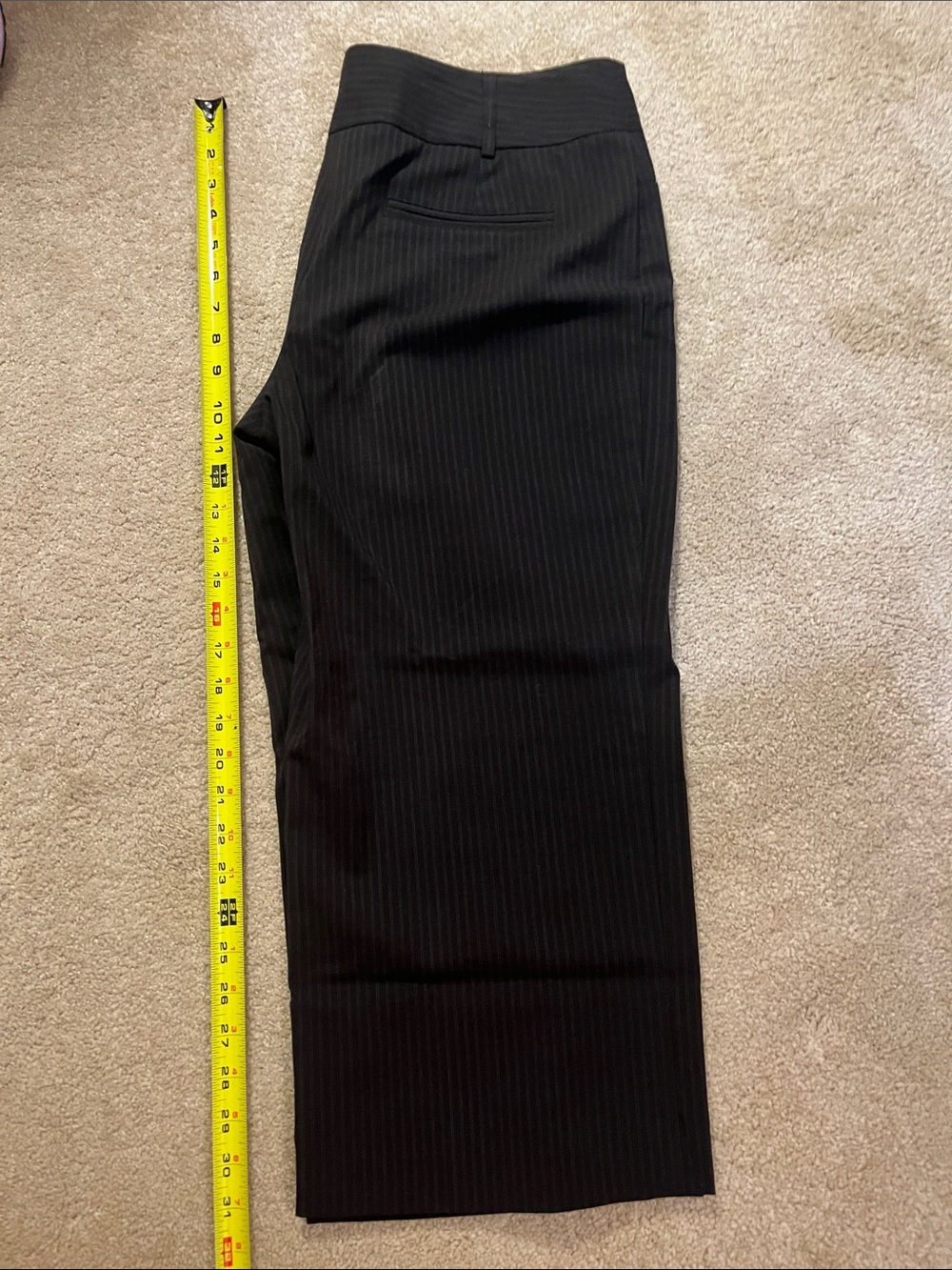 Apt. 9 Black Pinstripe Women's Dress Capris